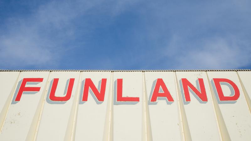 a big sign reading "funland"